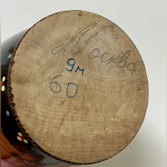 Vtg Soviet Era USSR Russian Female 7 Generation Textured Matryoshka Dolls - Picture 6 of 16